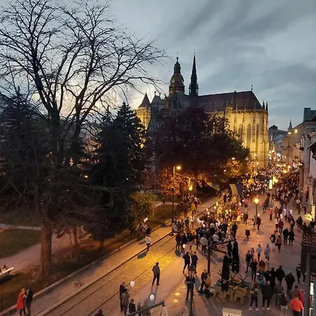 Center Padre Pio Xxl شقة