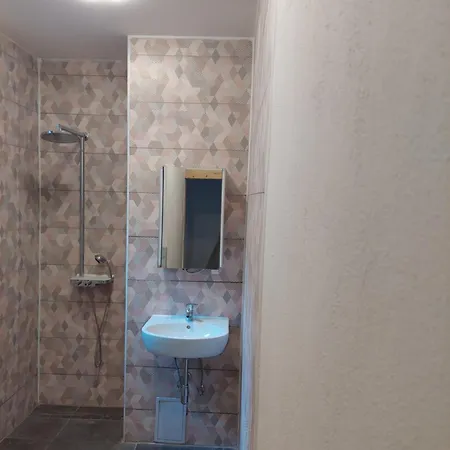 شقة Center Padre Pio Xxl كَشّا